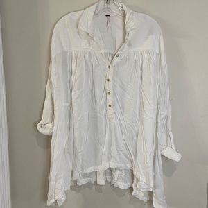 Lost in the 🔥 Free People Flowy White Tunic